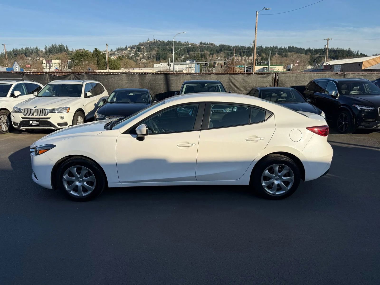 Used 2017 MAZDA MAZDA3 Sport image 7