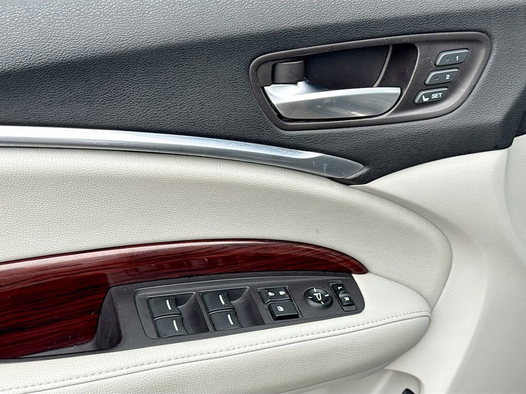 Used 2016 Acura MDX FWD image 21