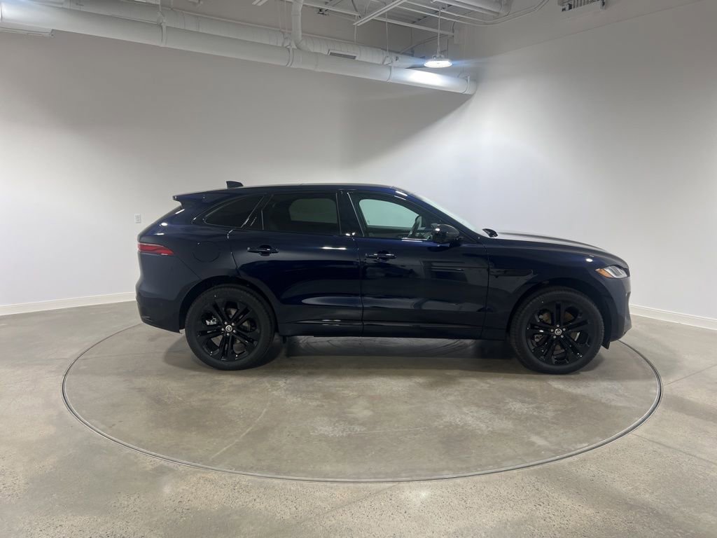New 2026 Jaguar F-PACE R-Dynamic S image 6