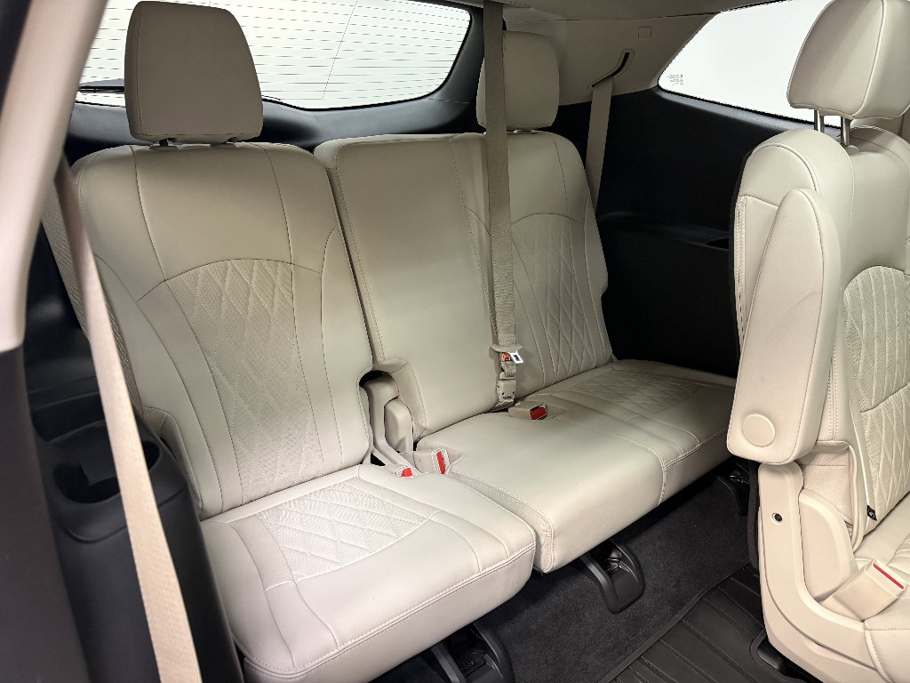 Used 2024 Buick Enclave Avenir w/ Avenir Technology Package AWD/4WD image 20