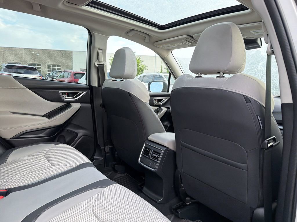 Used 2023 Subaru Forester Premium AWD/4WD image 16