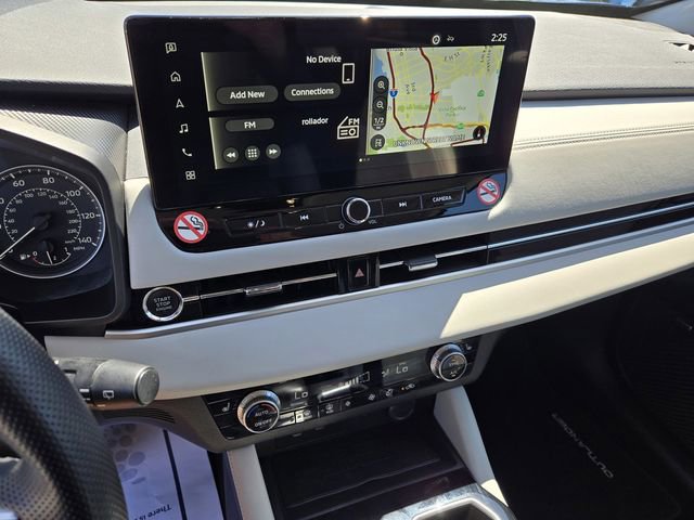 Used 2025 Mitsubishi Outlander SE FWD image 14