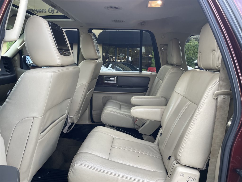 Used 2016 Lincoln Navigator L Reserve AWD/4WD image 25