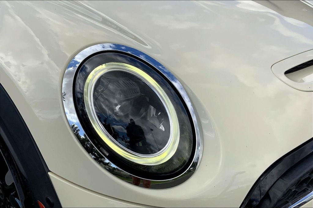 Certified 2022 MINI Cooper S w/ Driver Assistance Package image 28