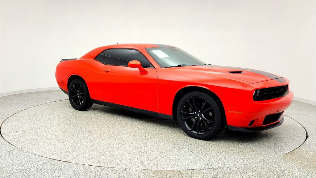 Used 2017 Dodge Challenger SXT Plus image 3
