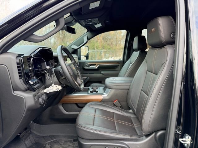 Certified 2024 Chevrolet Silverado 2500 High Country w/ Technology Package image 6