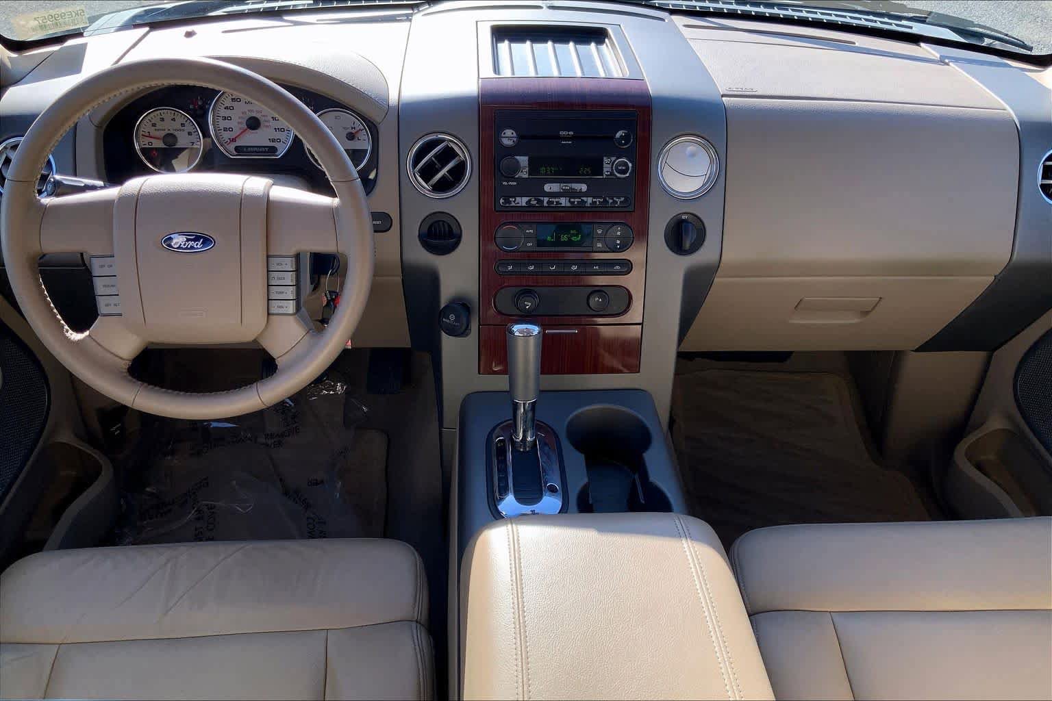 Used 2005 Ford F150 Lariat RWD image 15