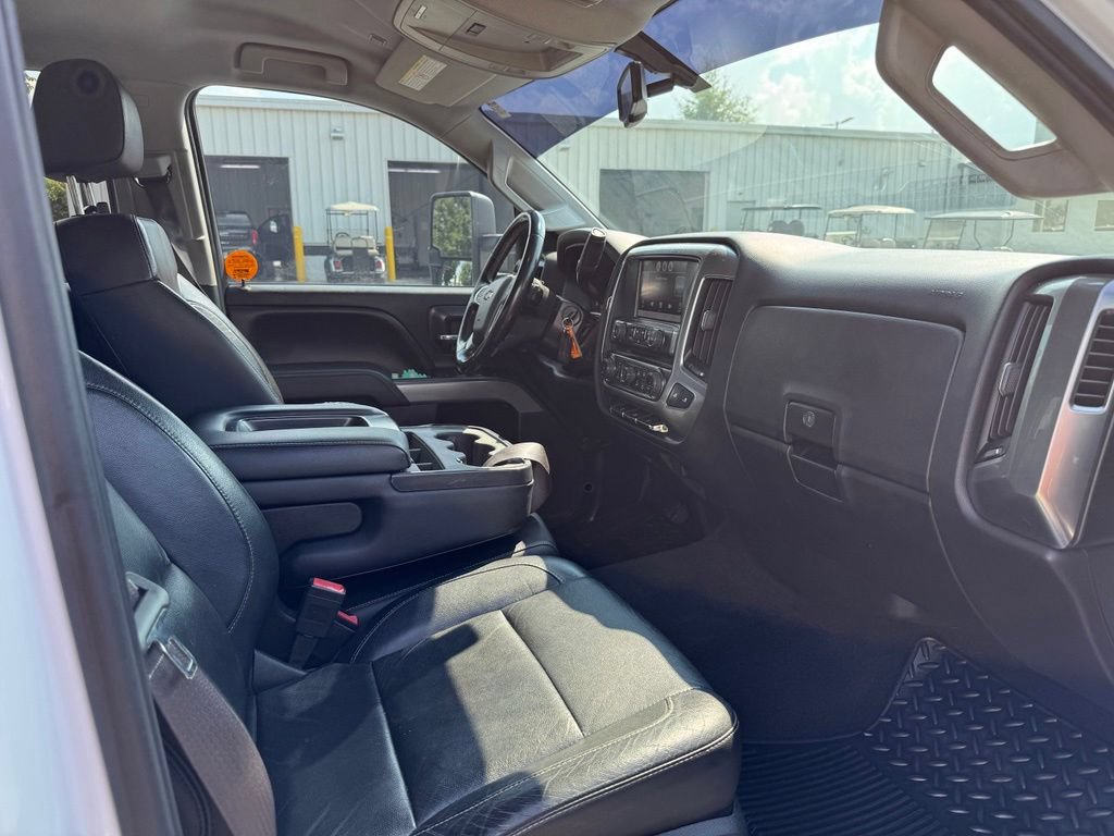 Used 2015 Chevrolet Silverado 2500 LT w/ LT Convenience Package AWD/4WD image 10