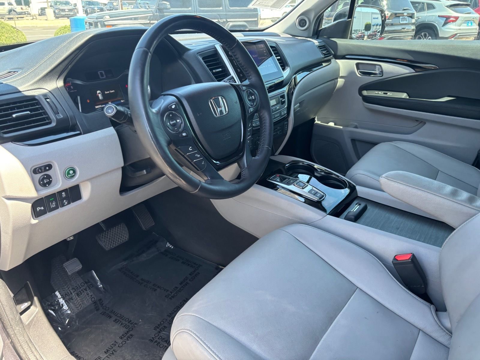 Used 2018 Honda Pilot Touring image 21