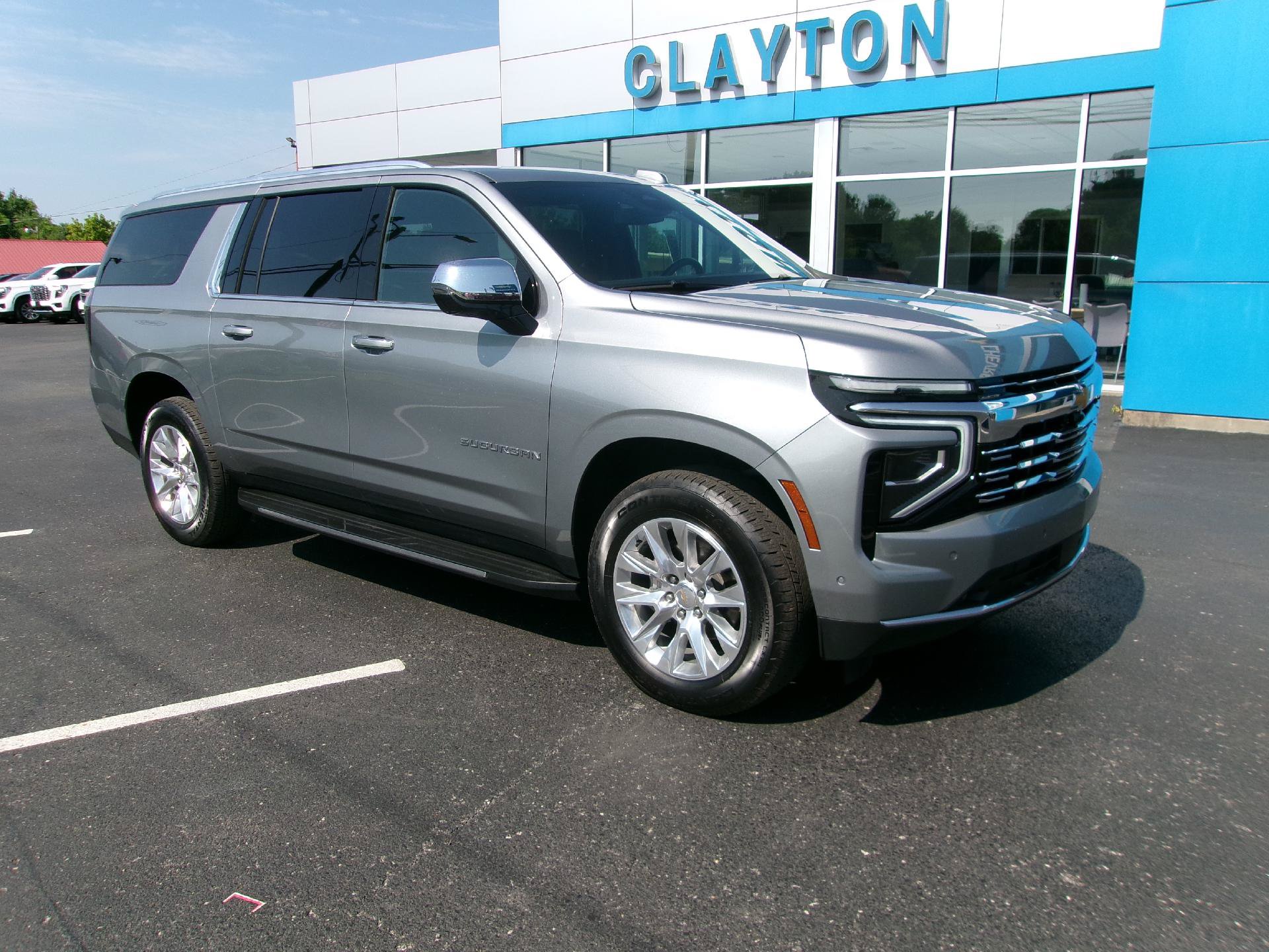 Certified 2025 Chevrolet Suburban Premier AWD/4WD image 9