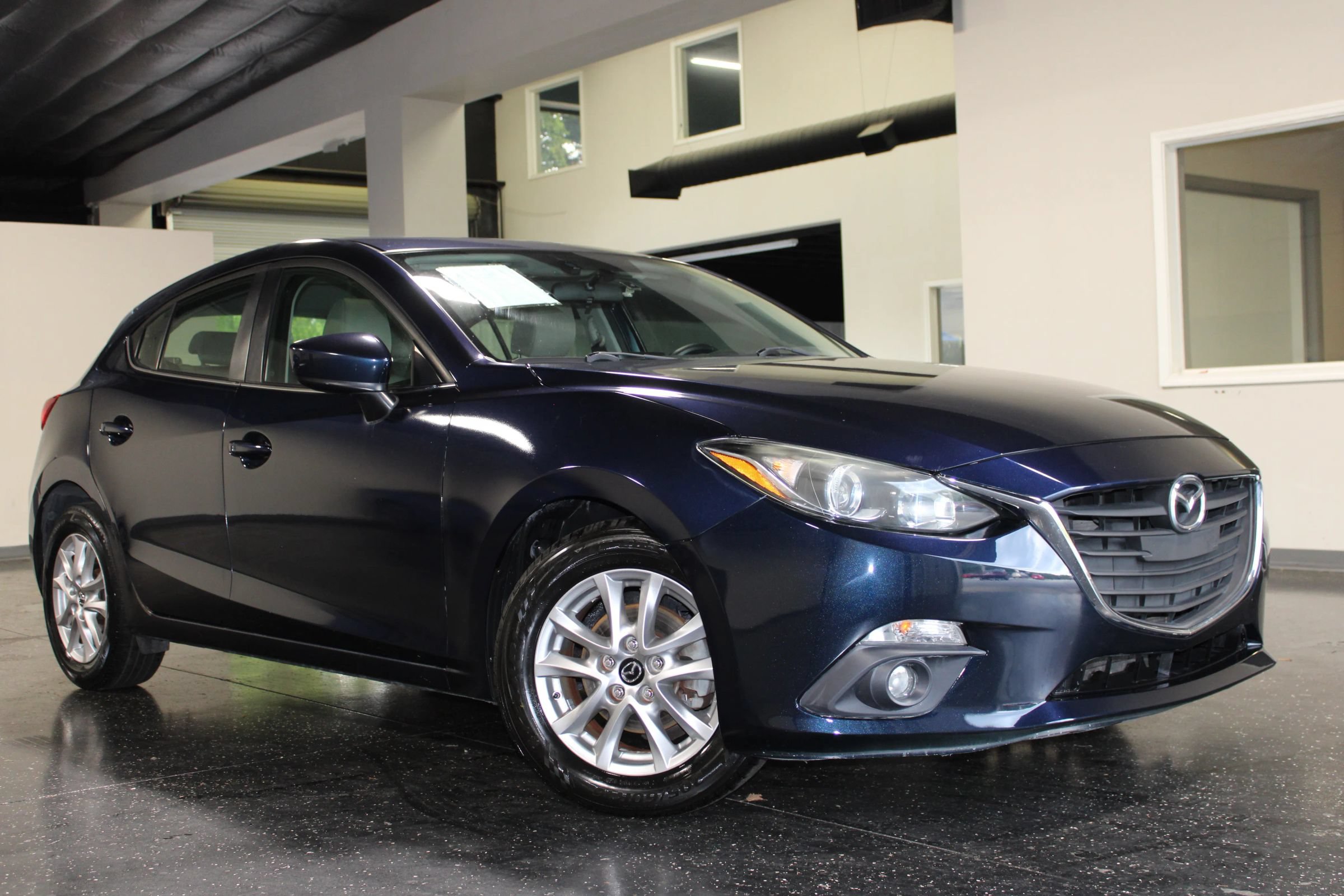 Used 2016 MAZDA MAZDA3 i Touring FWD image 38