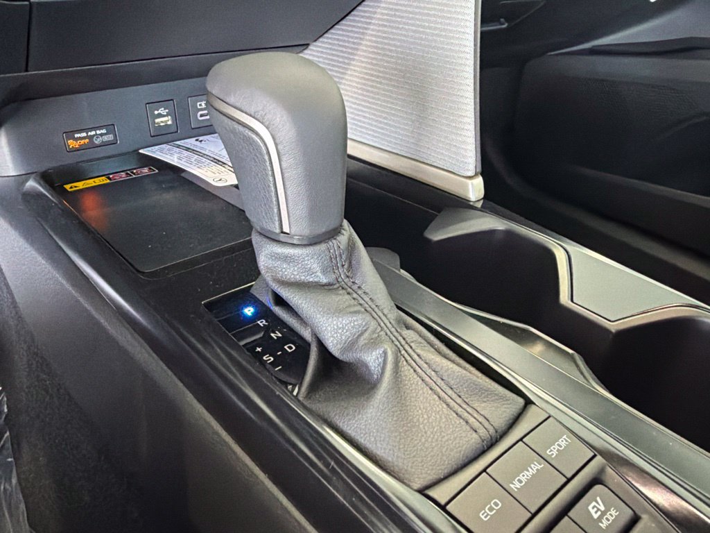 Certified 2026 Toyota Camry SE w/ Convenience Package FWD image 29