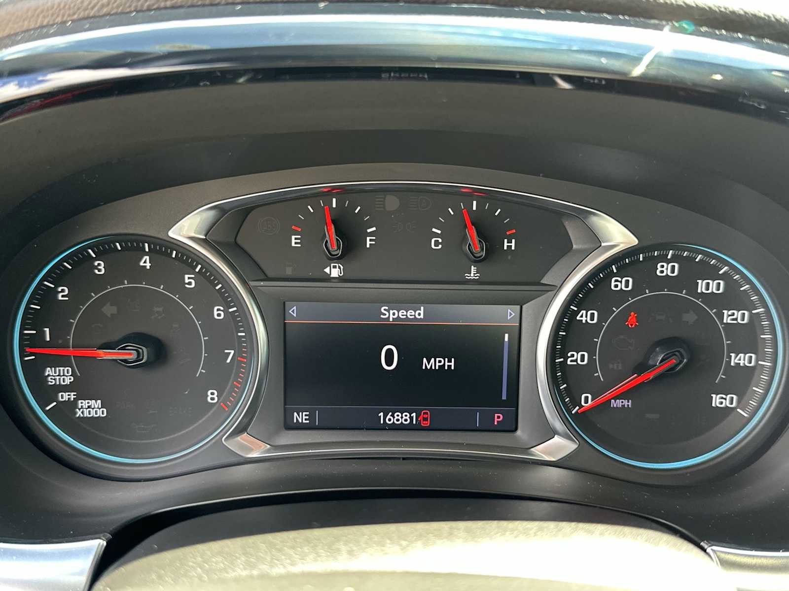 Used 2023 Chevrolet Traverse LT FWD image 24