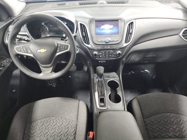 Used 2022 Chevrolet Equinox LT image 2