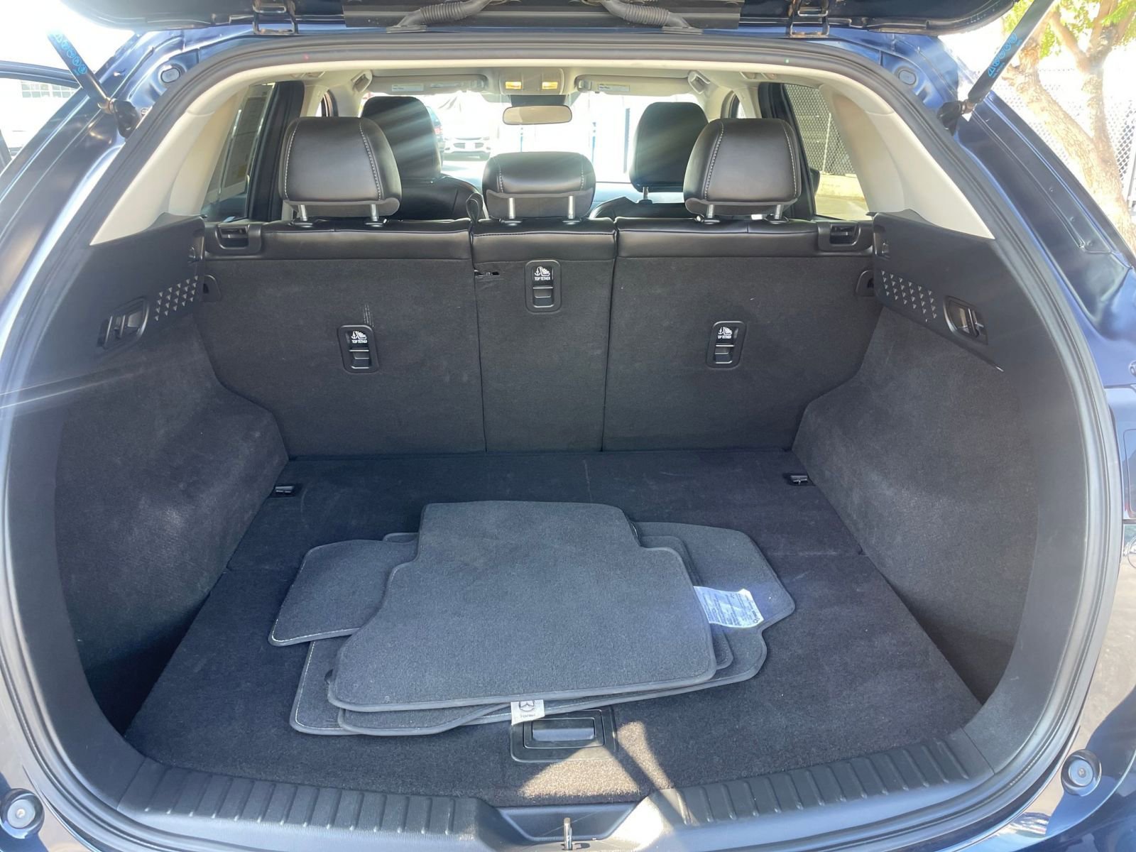 Used 2025 MAZDA CX-5 AWD 2.5 S w/ Select Package image 31