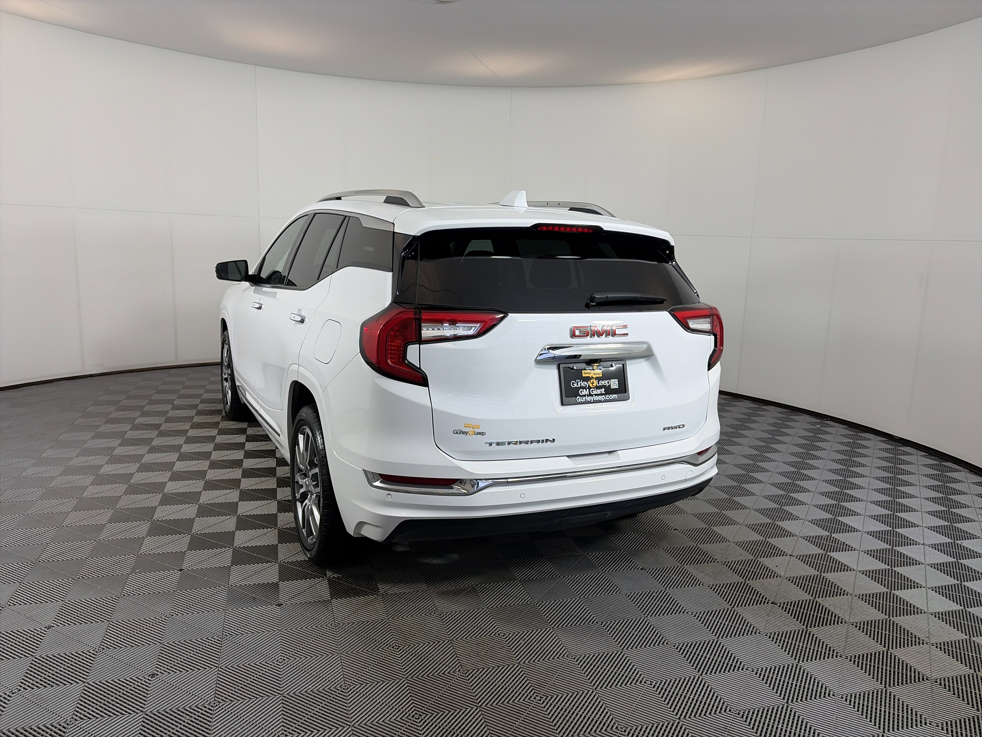 Certified 2022 GMC Terrain Denali w/ LPO, Floor Liner Package image 8