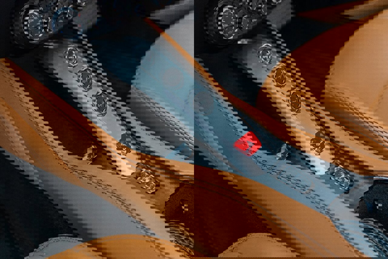 Used 2017 Ferrari California T image 81