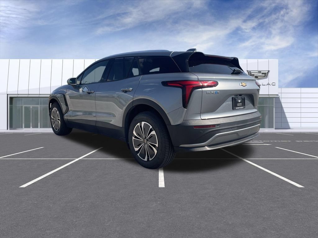 Used 2024 Chevrolet Blazer EV LT AWD/4WD image 6