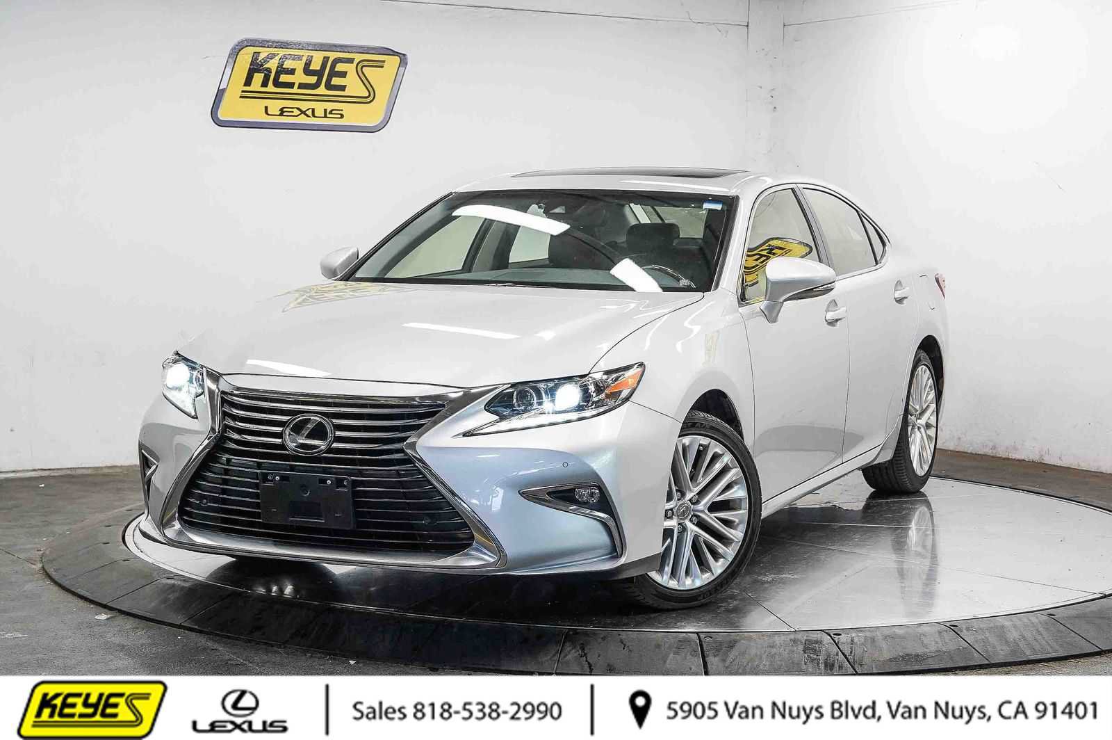 Used 2016 Lexus ES 350 w/ Luxury Package w/Wood Trim FWD image 1