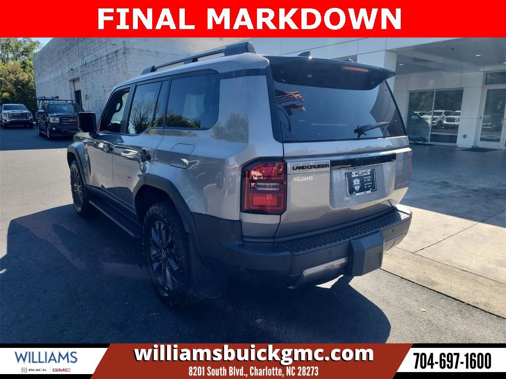 Used 2024 Toyota Land Cruiser image 6