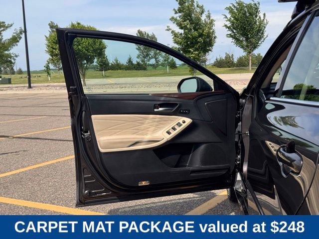 Used 2019 Toyota Avalon Limited w/ Advanced Safety Package FWD image 5