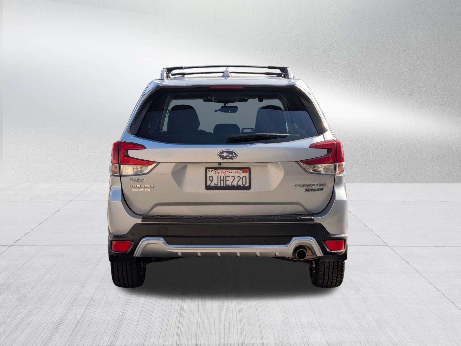 Used 2023 Subaru Forester Touring w/ Popular Package #2 AWD/4WD image 4