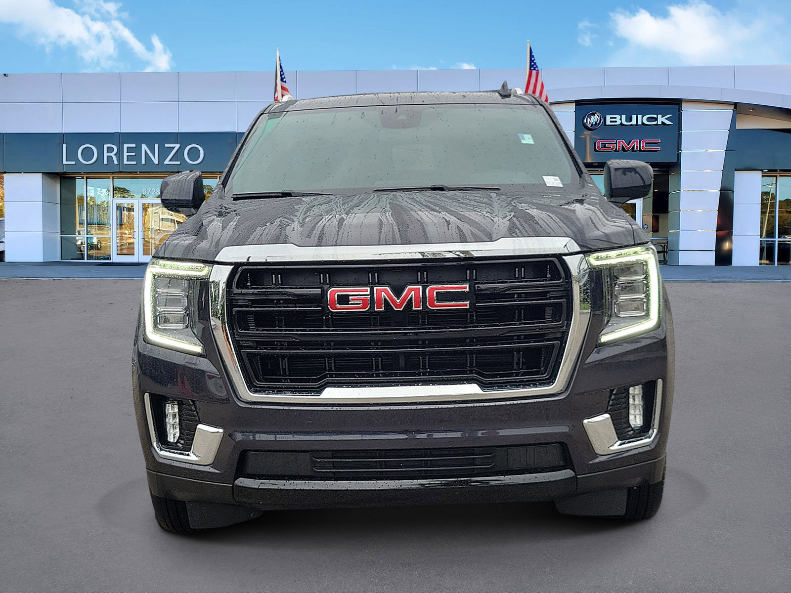 Used 2023 GMC Yukon SLE w/ Gmc Pro Safety Plus Package image 2