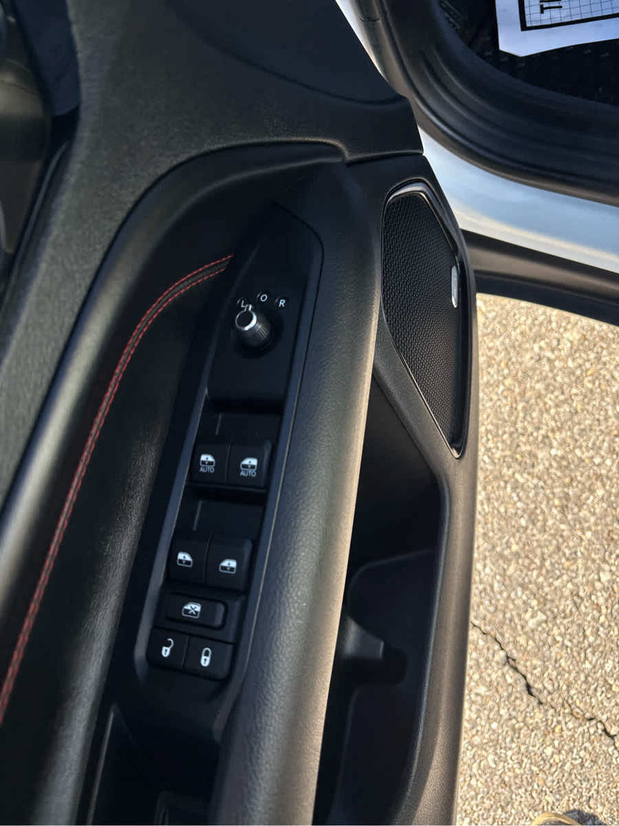 Used 2022 Jeep Compass Trailhawk AWD/4WD image 18