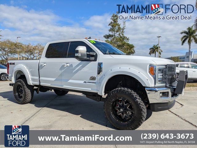 Used 2019 Ford F250 Lariat w/ Lariat Ultimate Package image 1