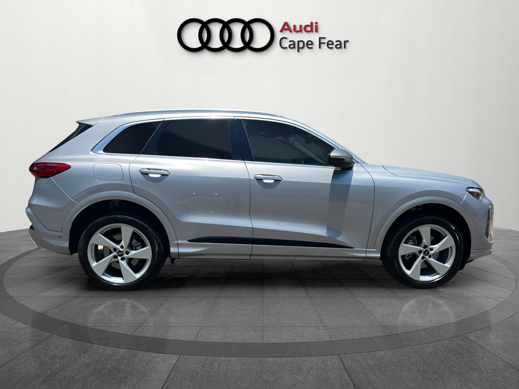 Certified 2025 Audi Q5 Premium w/ Premium Plus AWD/4WD image 6