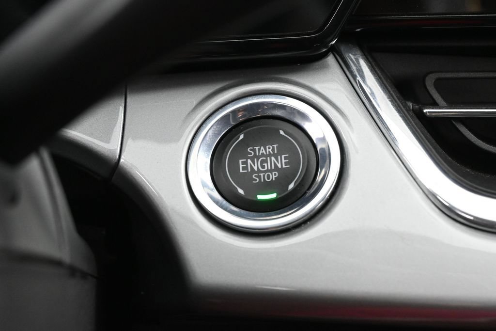 Used 2026 Chevrolet Trax LT FWD image 26