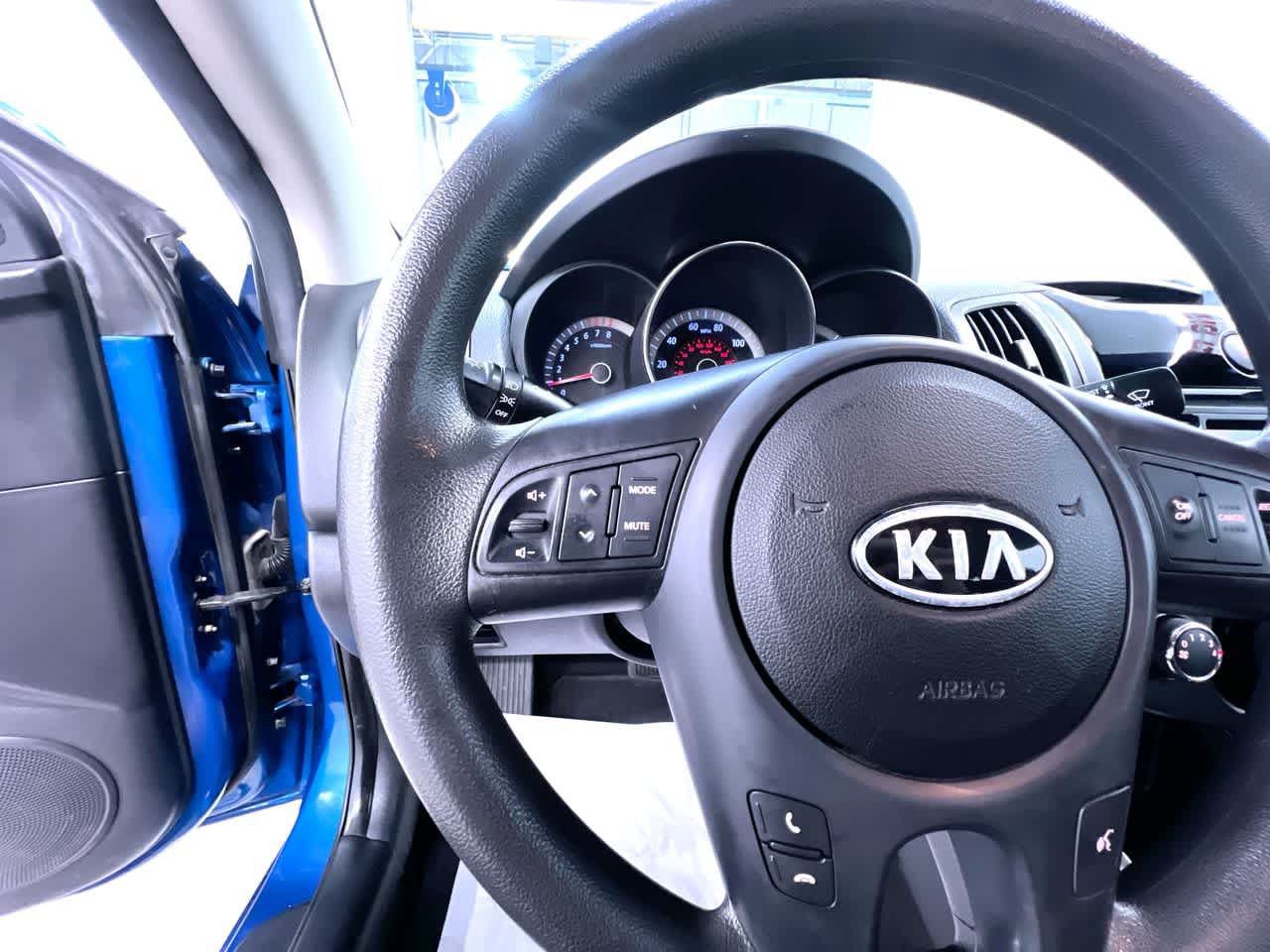 Used 2013 Kia Forte Koup EX FWD image 20