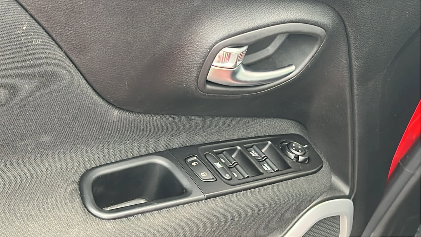 Used 2021 Jeep Renegade Sport image 22