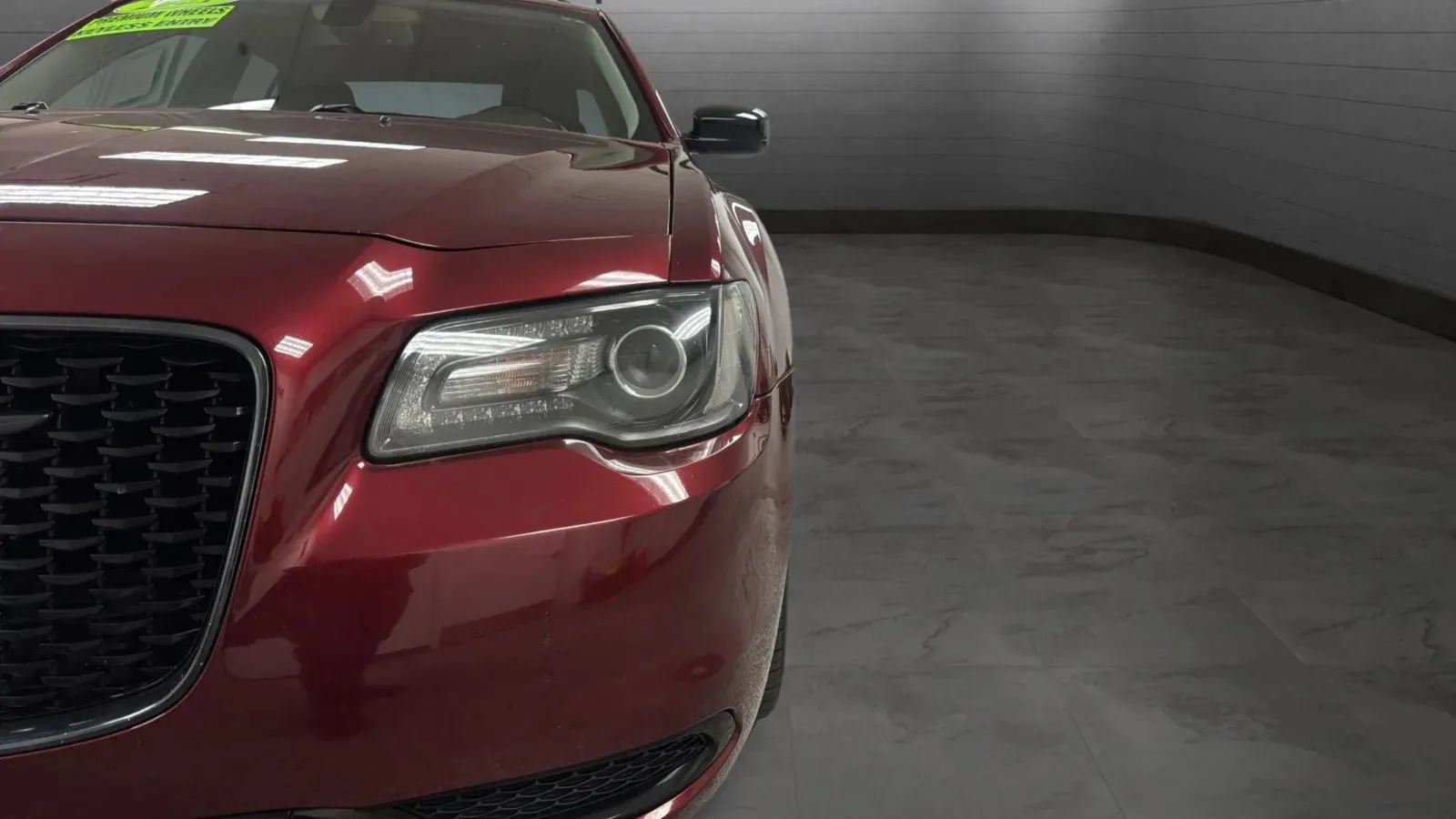 Used 2021 Chrysler 300 Touring w/ Sport Appearance Package RWD image 29