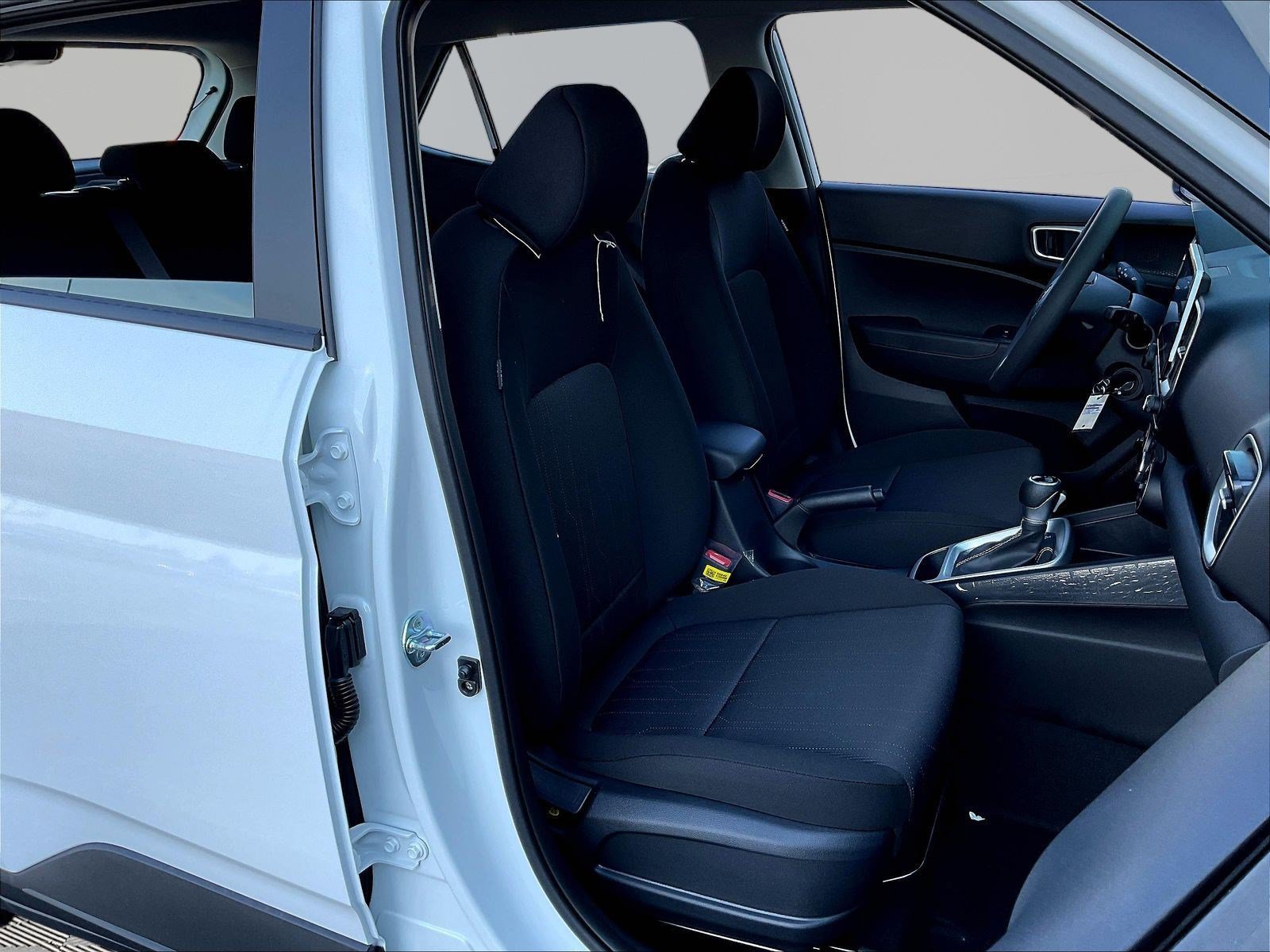 New 2026 Hyundai Venue SE FWD image 19