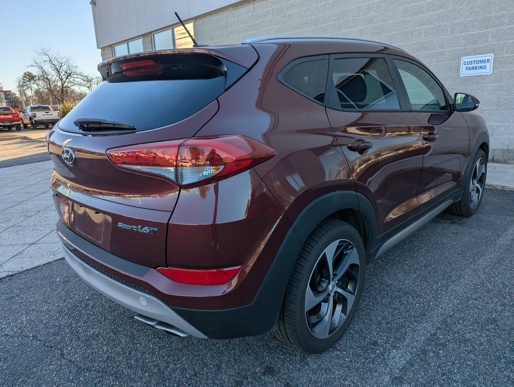 Used 2017 Hyundai Tucson Sport image 8