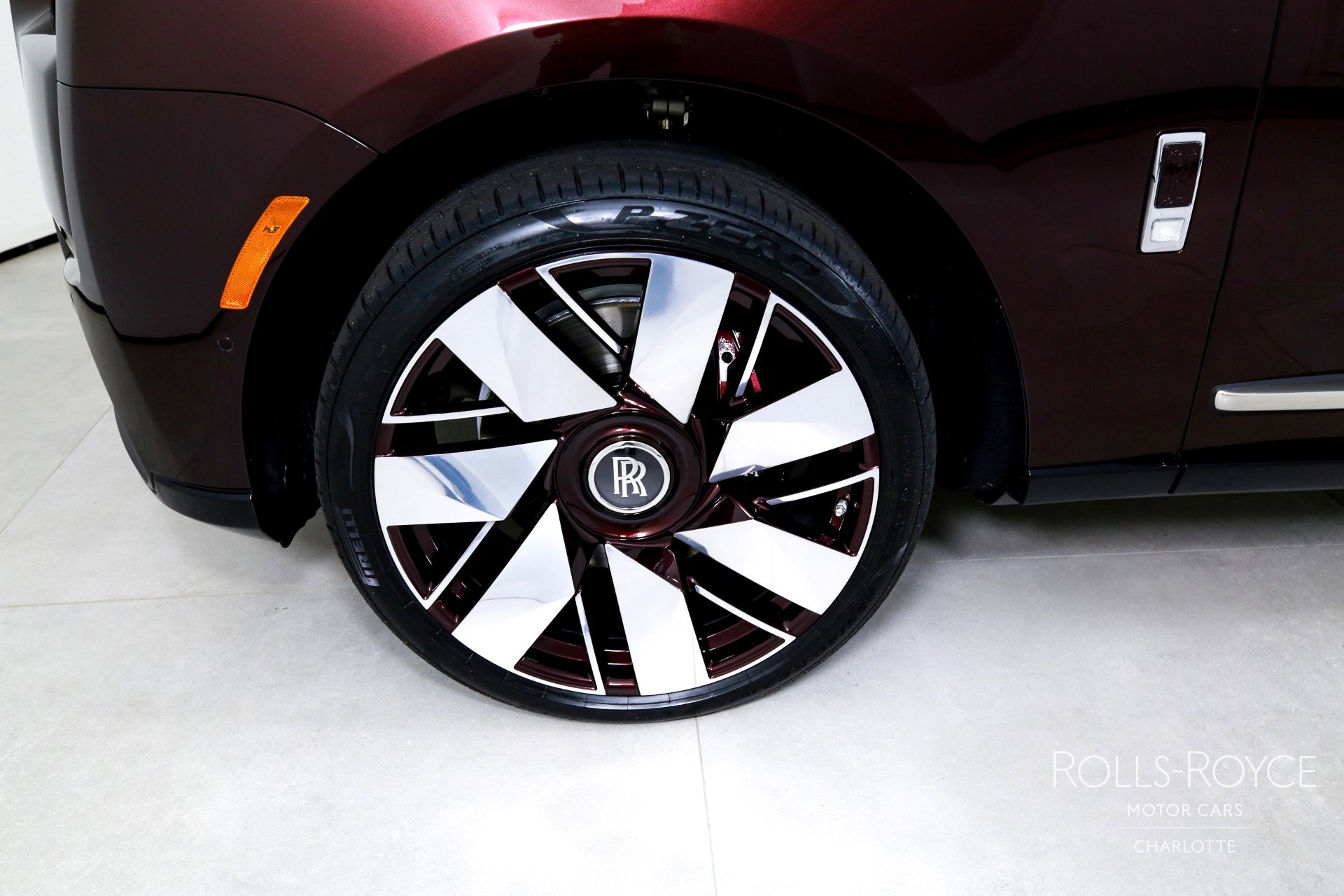 Certified 2025 Rolls-Royce Cullinan image 41