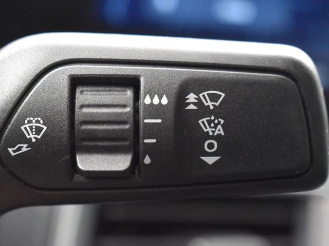 Used 2024 Ford Mustang GT Premium image 23