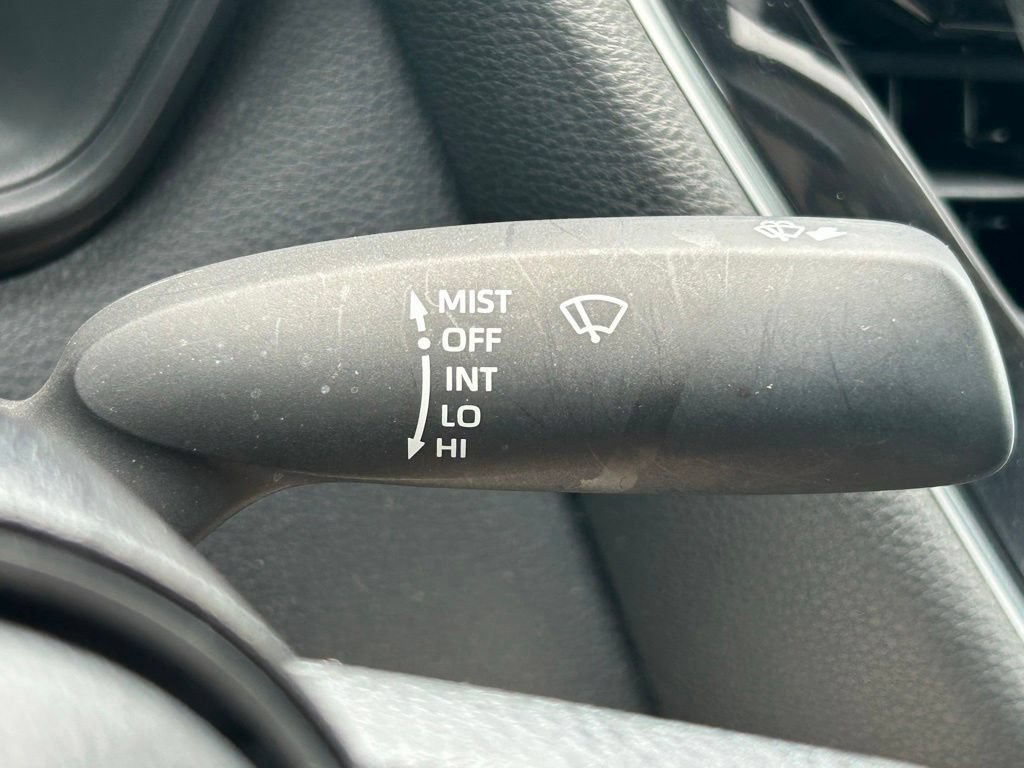 Used 2024 Toyota Corolla LE FWD image 28