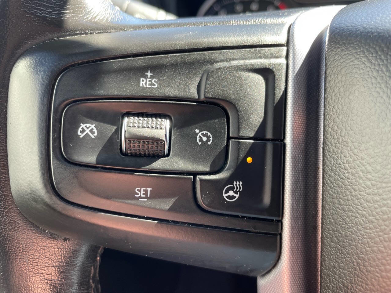Used 2021 GMC Sierra 1500 SLT image 22