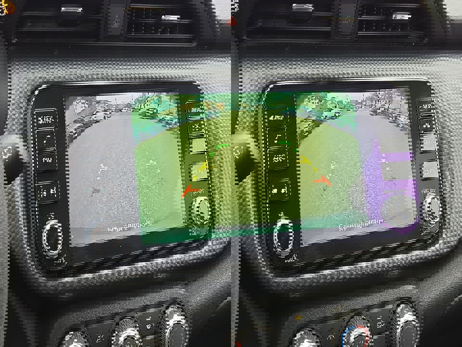 Used 2024 Nissan Kicks SV image 18