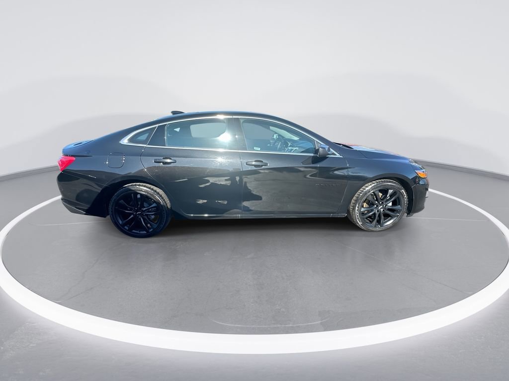 Used 2024 Chevrolet Malibu LT w/ Midnight Edition image 9