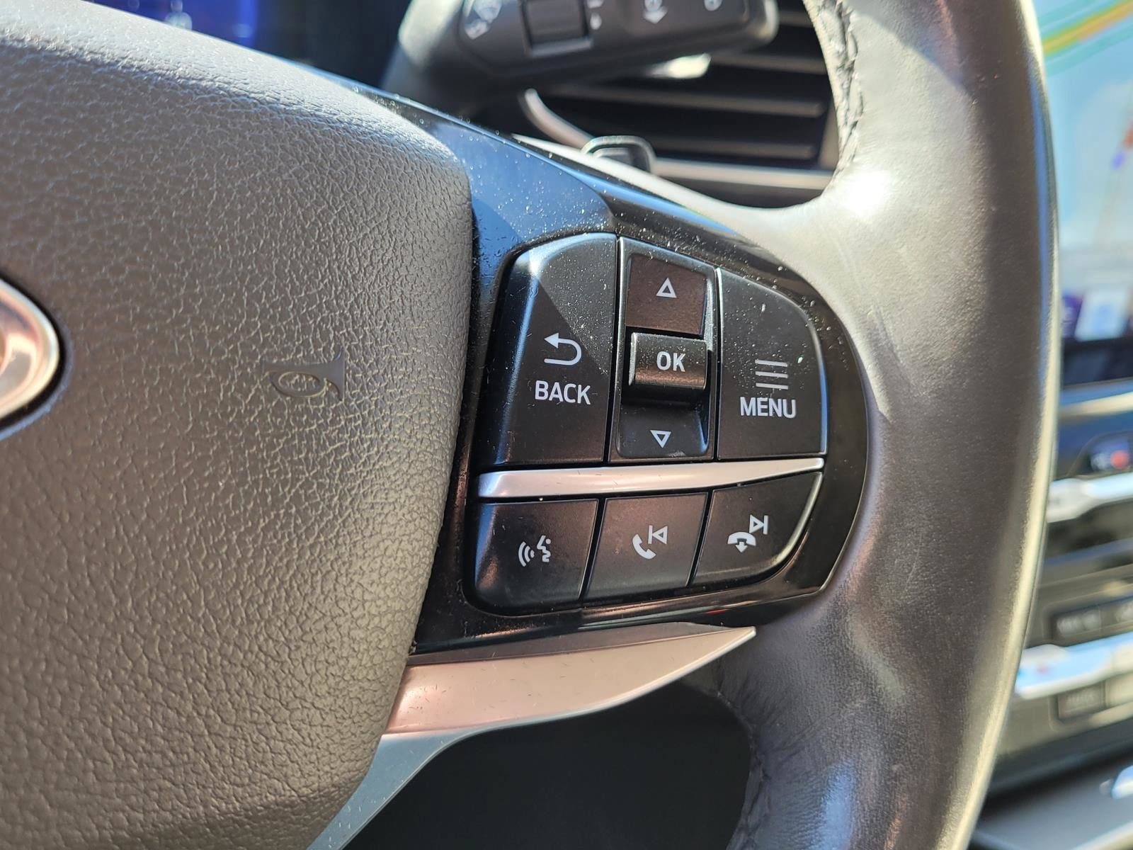 Used 2021 Ford Explorer Platinum w/ Equipment Group 601A AWD/4WD image 34