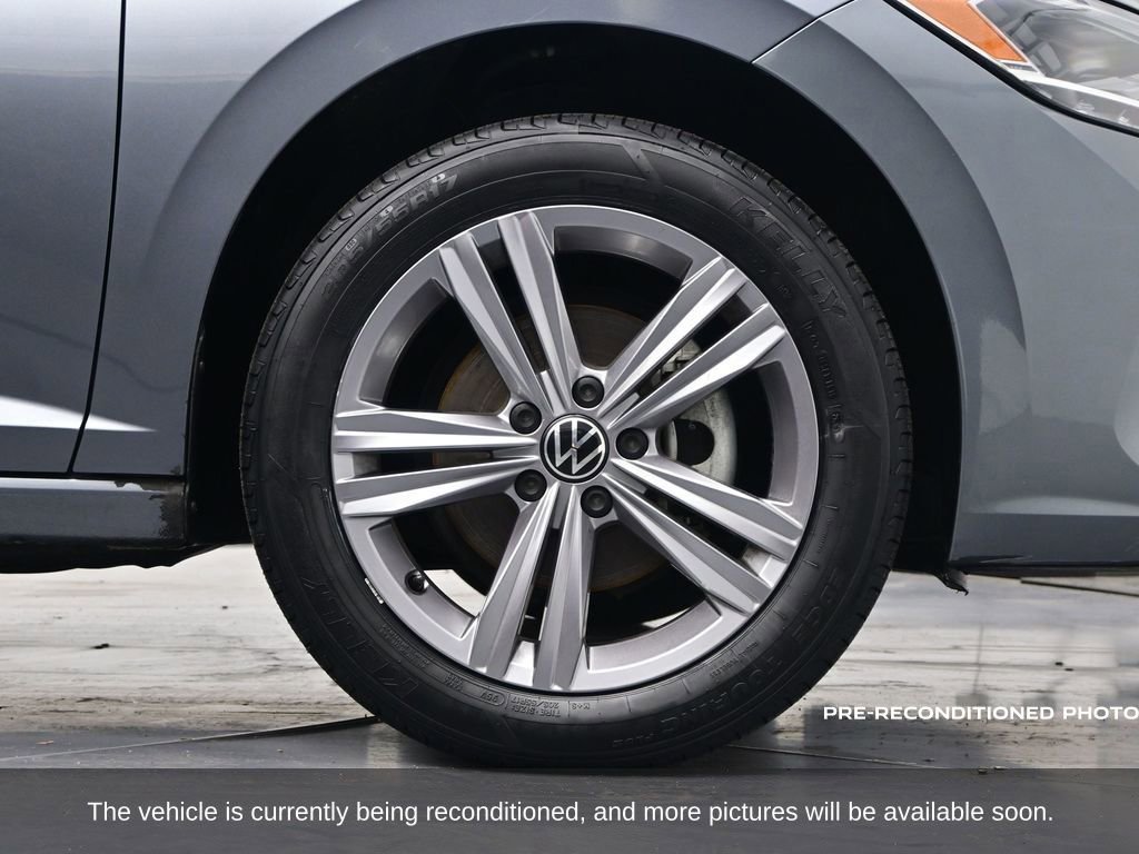 Used 2022 Volkswagen Jetta SE image 35