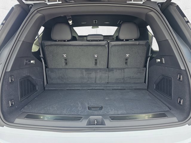 New 2026 Cadillac Escalade IQL Sport 1 w/ LPO, ONYX Package image 13