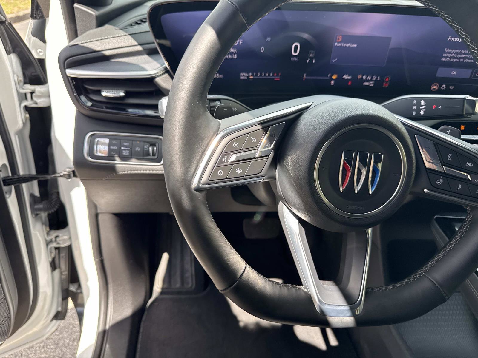 Used 2025 Buick Enclave Sport Touring image 27