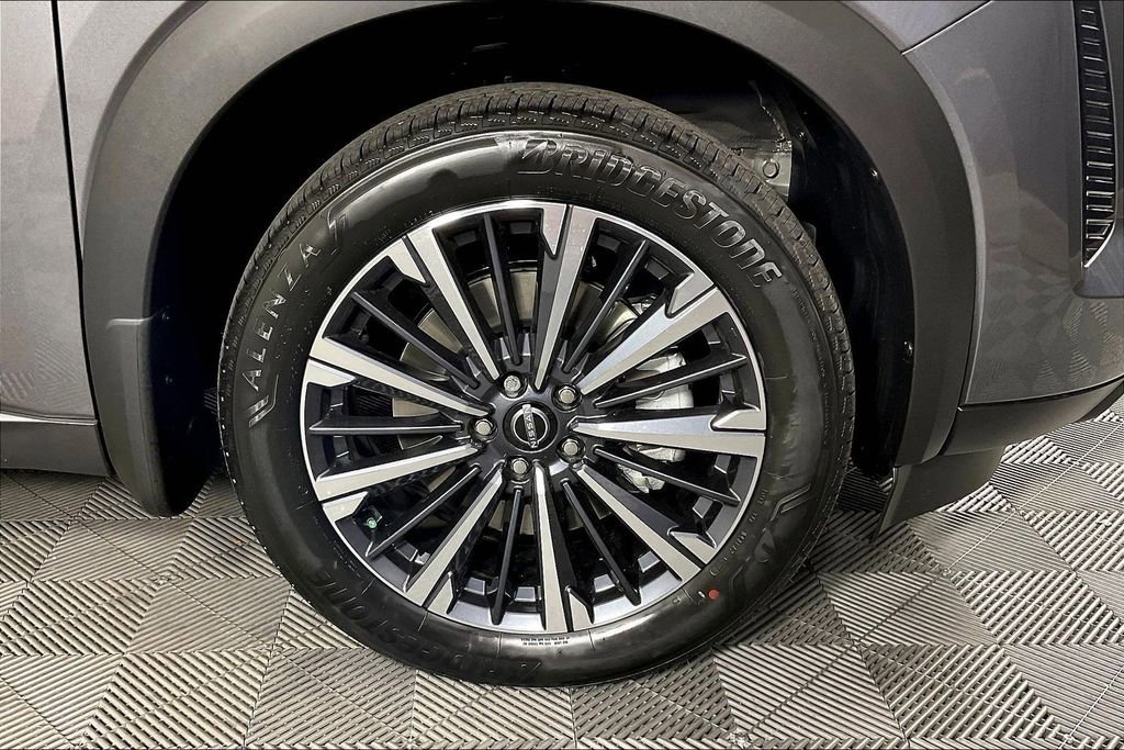 New 2026 Nissan Pathfinder Platinum w/ Accent Package image 18