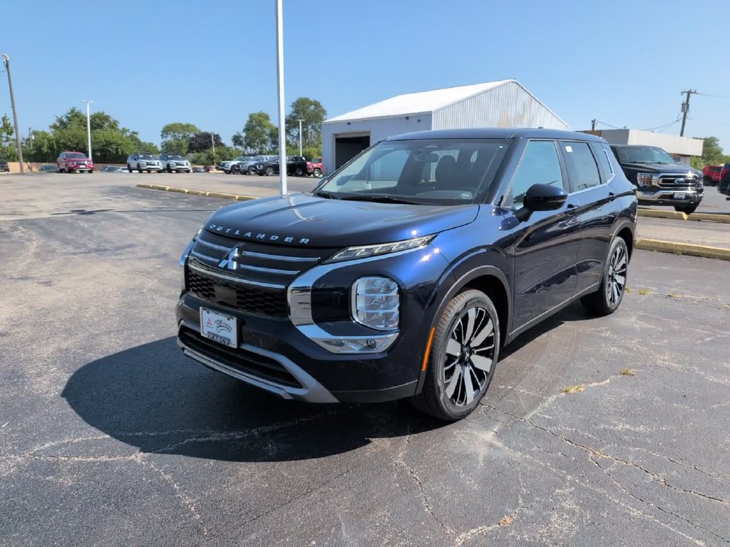 New 2026 Mitsubishi Outlander SE AWD/4WD image 13