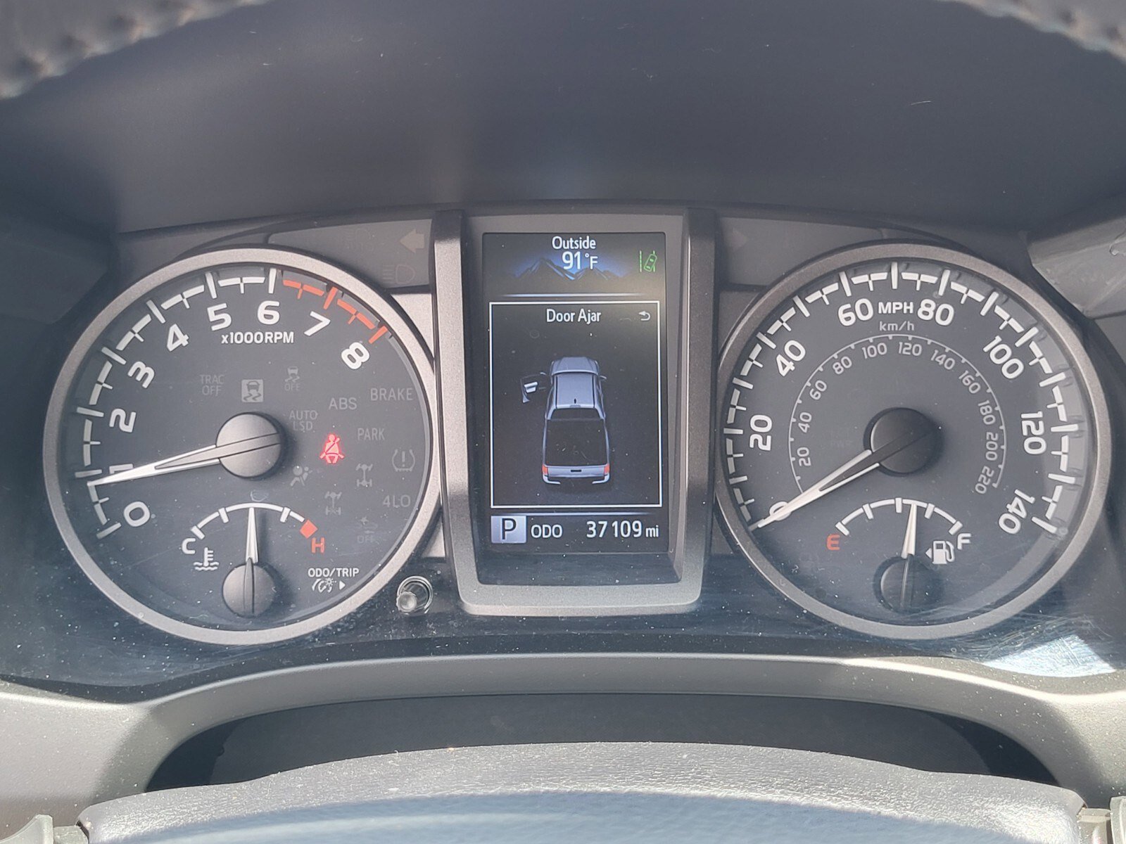 Used 2023 Toyota Tacoma TRD Off-Road image 28