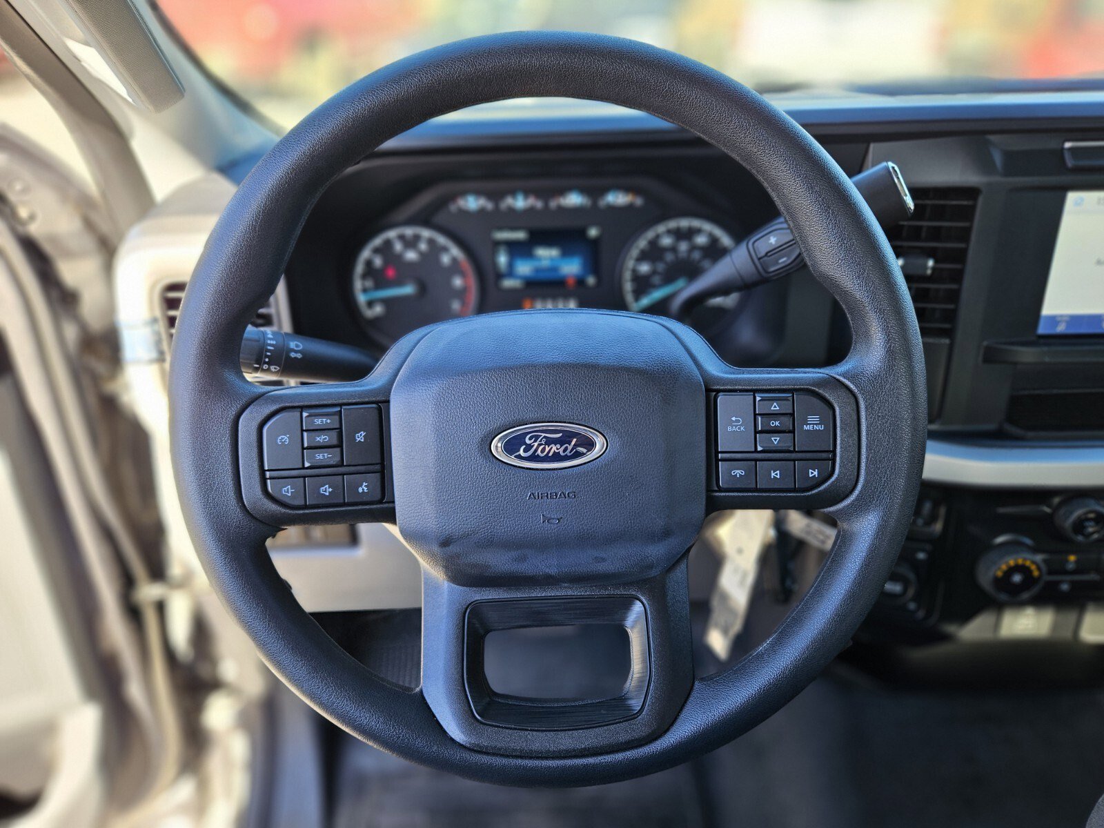 Used 2024 Ford F350 XLT w/ FX4 Off-Road Package image 21